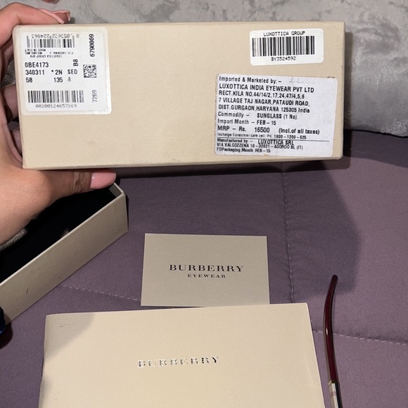 Sunglasses brand new wore 1 time - Picture 3 of 3